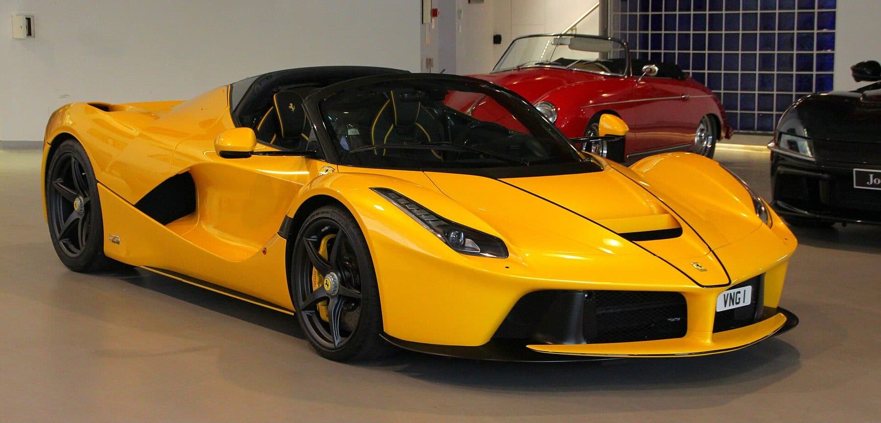 Ferrari LaFerrari Aperta