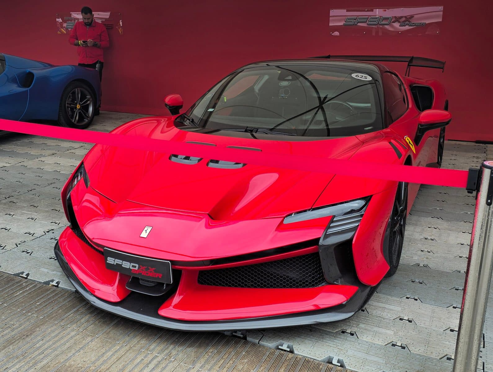 Ferrari SF90 XX Spider